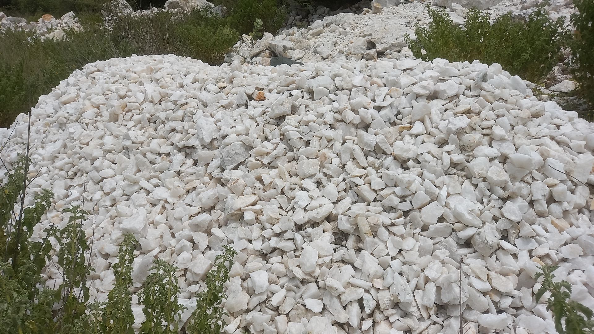 A-grade Quartz 6
